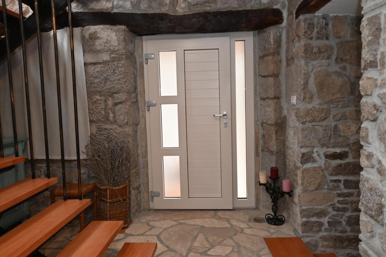 Villa Mavrici, Neighbors Free Buzet Exterior photo