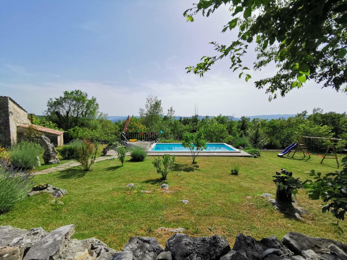 Villa Mavrici, Neighbors Free Buzet Exterior photo